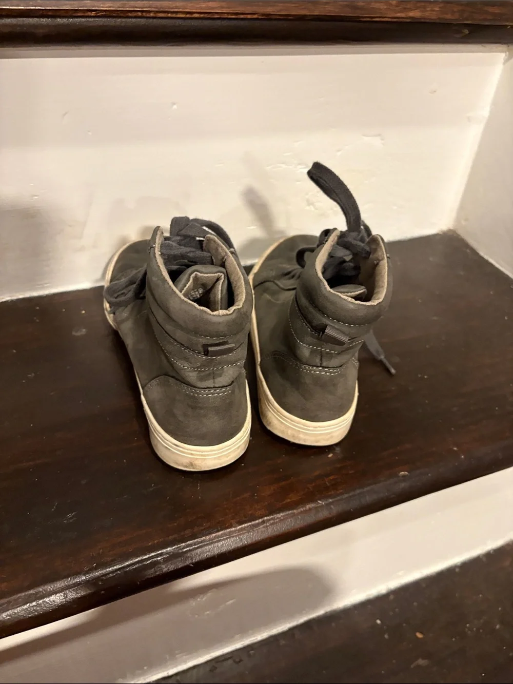 Old Navy Gray High-Top Kids Sneakers